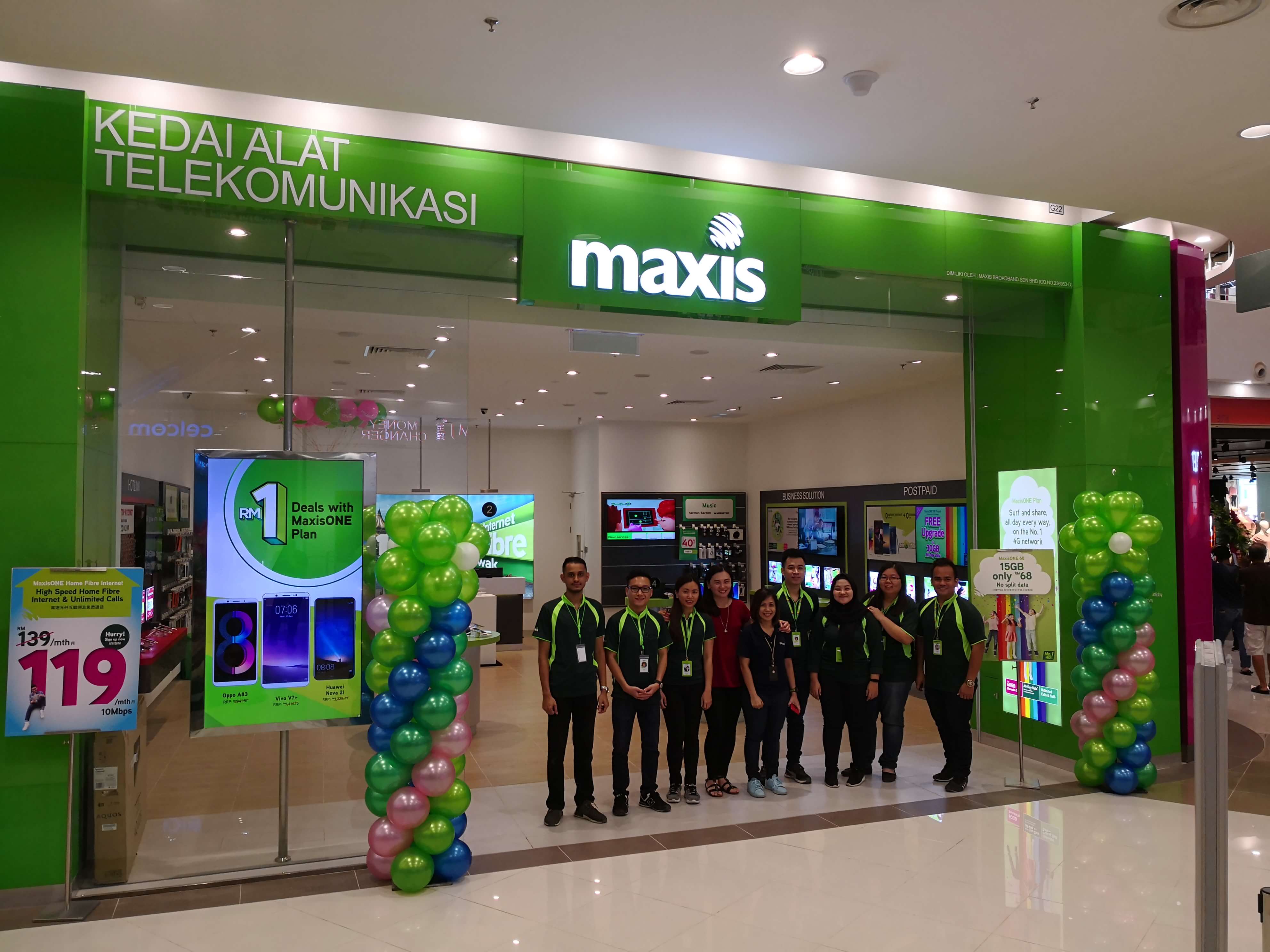 Maxis is providing free upgrades