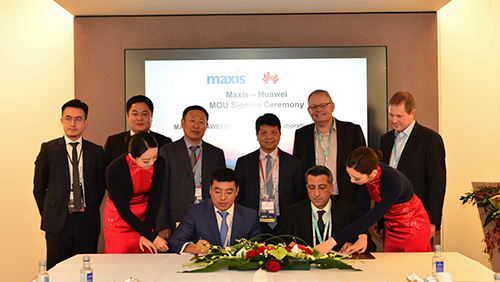 Maxis dan Huawei menandatangani MoU untuk bekerjasama dalam percubaan 5G yang lengkap dengan sistem dan perkhidmatan hujung-ke-hujung. untuk mempercepatkan 5G di Malaysia.