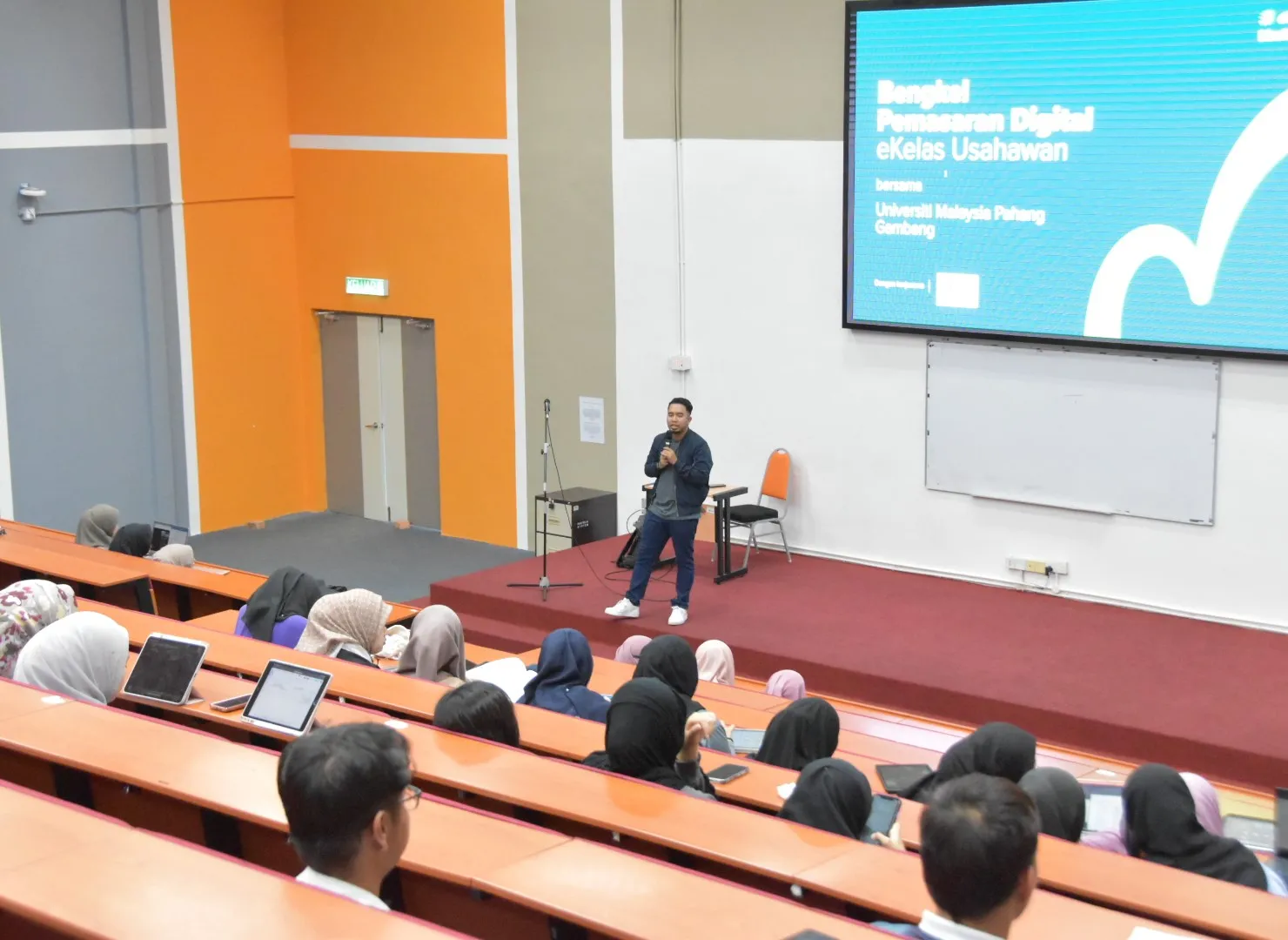 eKelas Ushawan — Empowering New Graduates News Update 2
