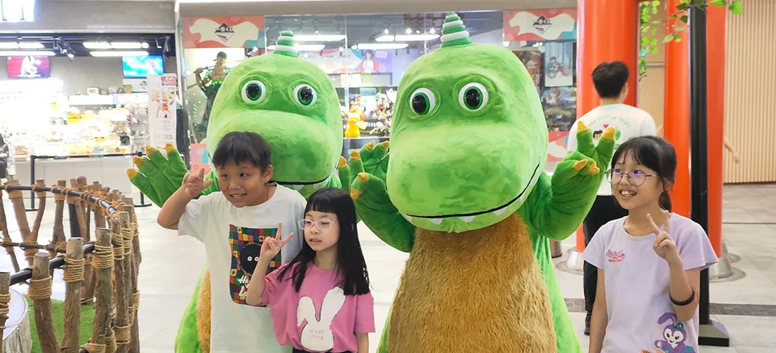 Maxis Dinocorn Roadshow