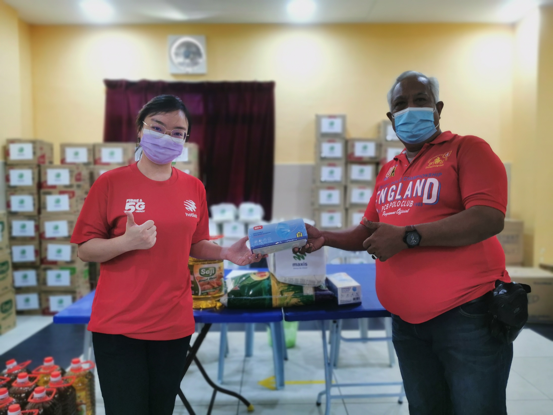 Maxis provides aid to B40 communities in conjunction with recent CNY to help families stay safe 