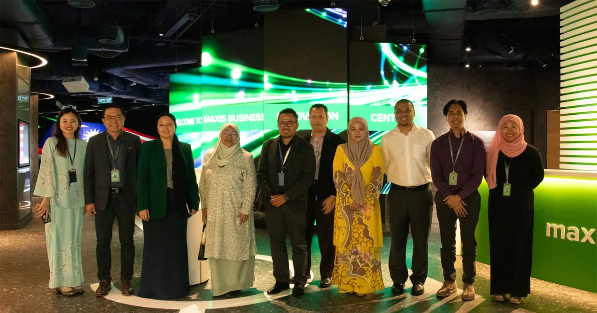 Commemorating the Maxis-UiTM Partnership at Menara Maxis