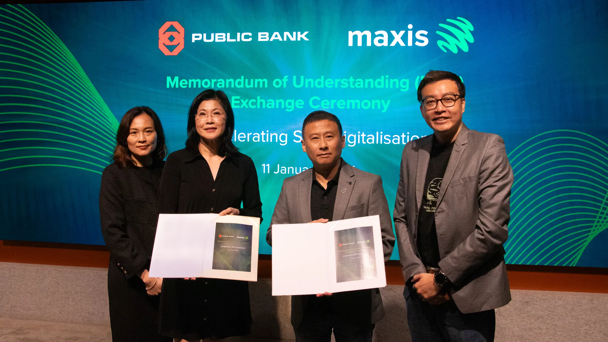 Maxis and Public Bank collaborate to further accelerate digital adoption among Malaysian SMEs