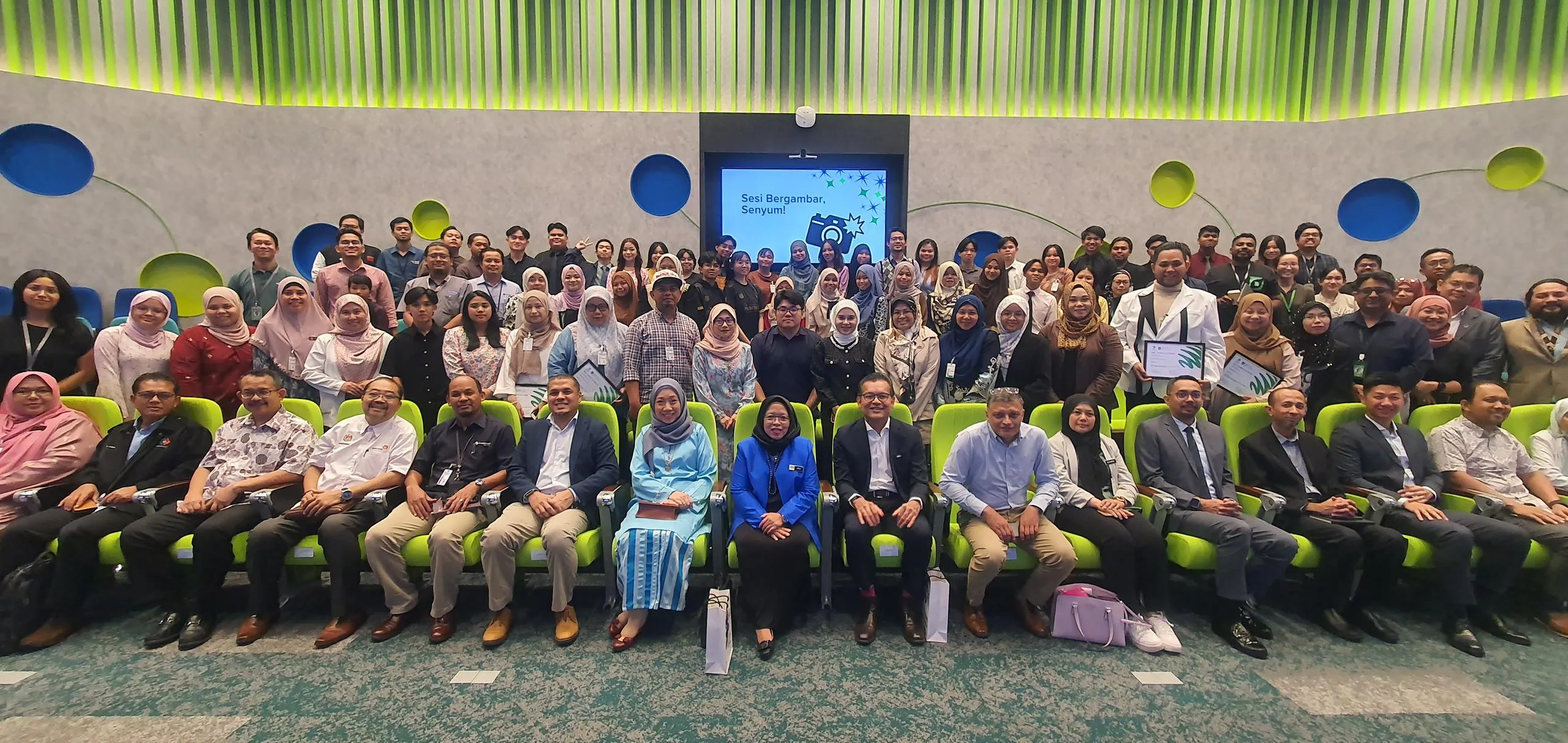 eKelas Usahawan Accelerator Programme Graduation & new digital learning platform