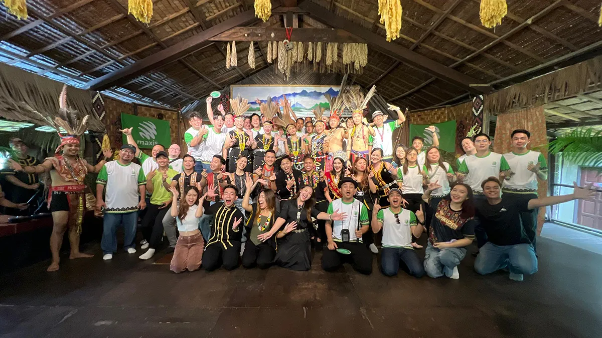 Maxis celebrates meaningful connections this Gawai and Kaamatan