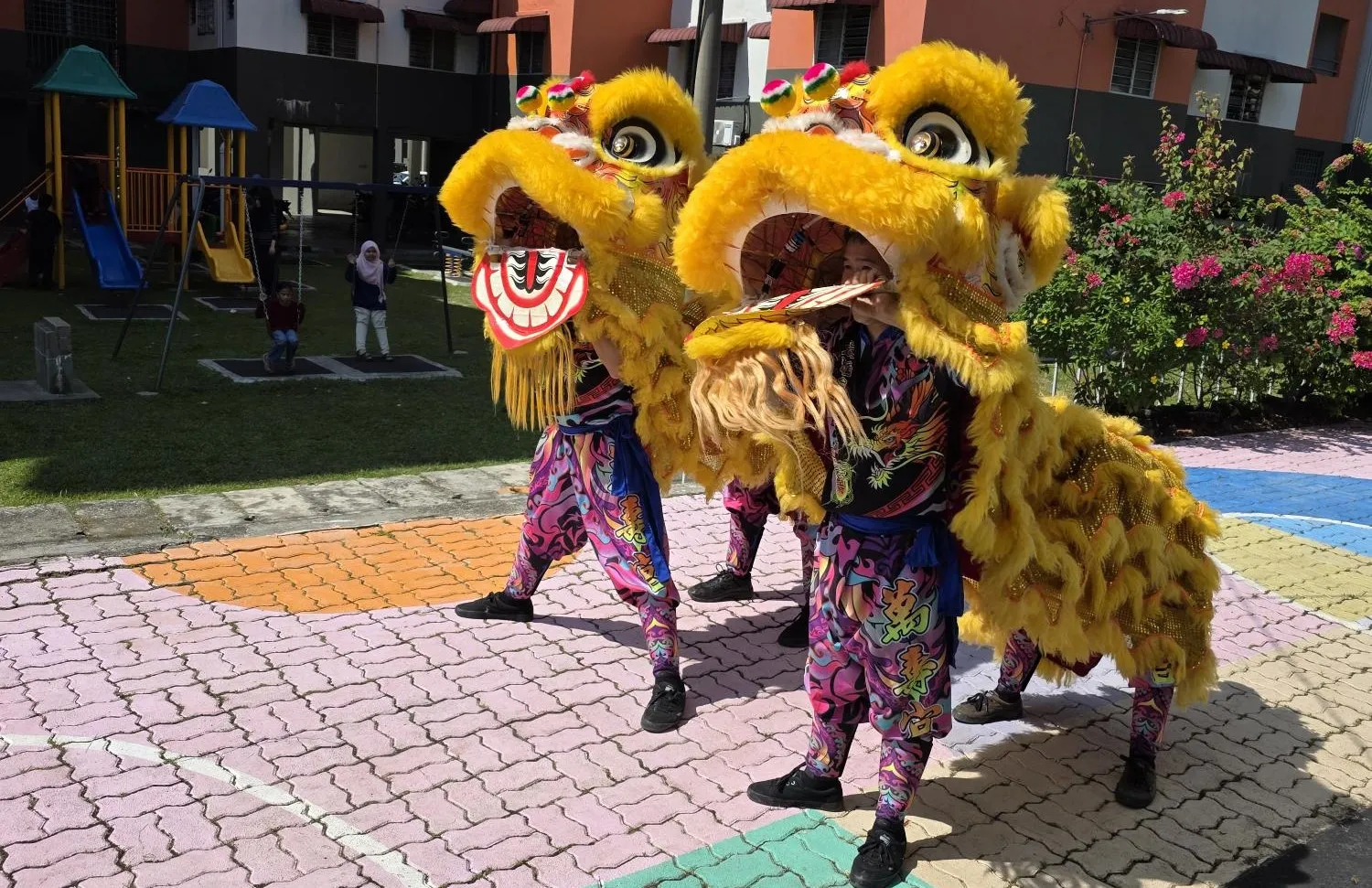 Maxis PPW Ceremony Lion Dance Session