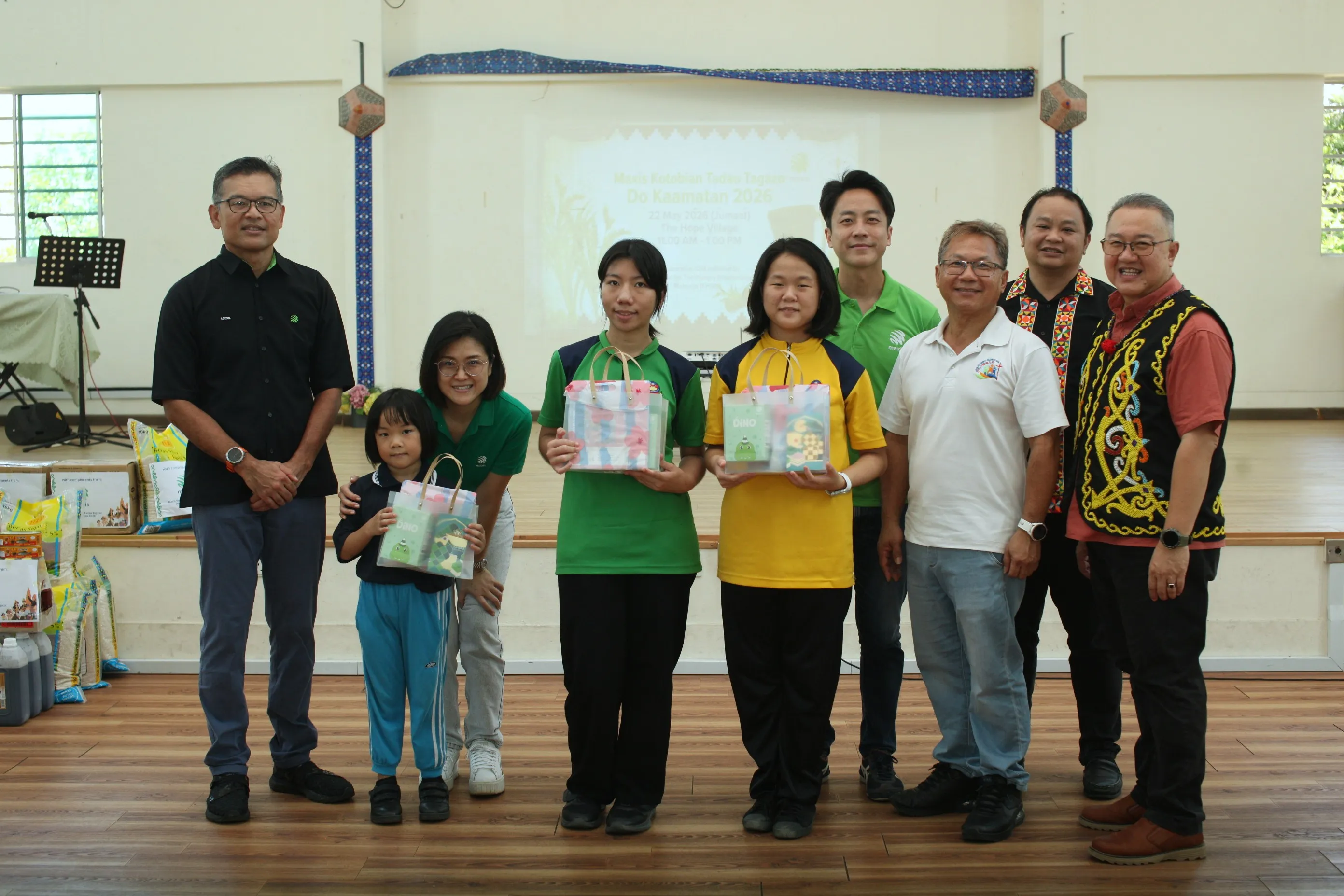 Maxis shares the spirit of Kaamatan