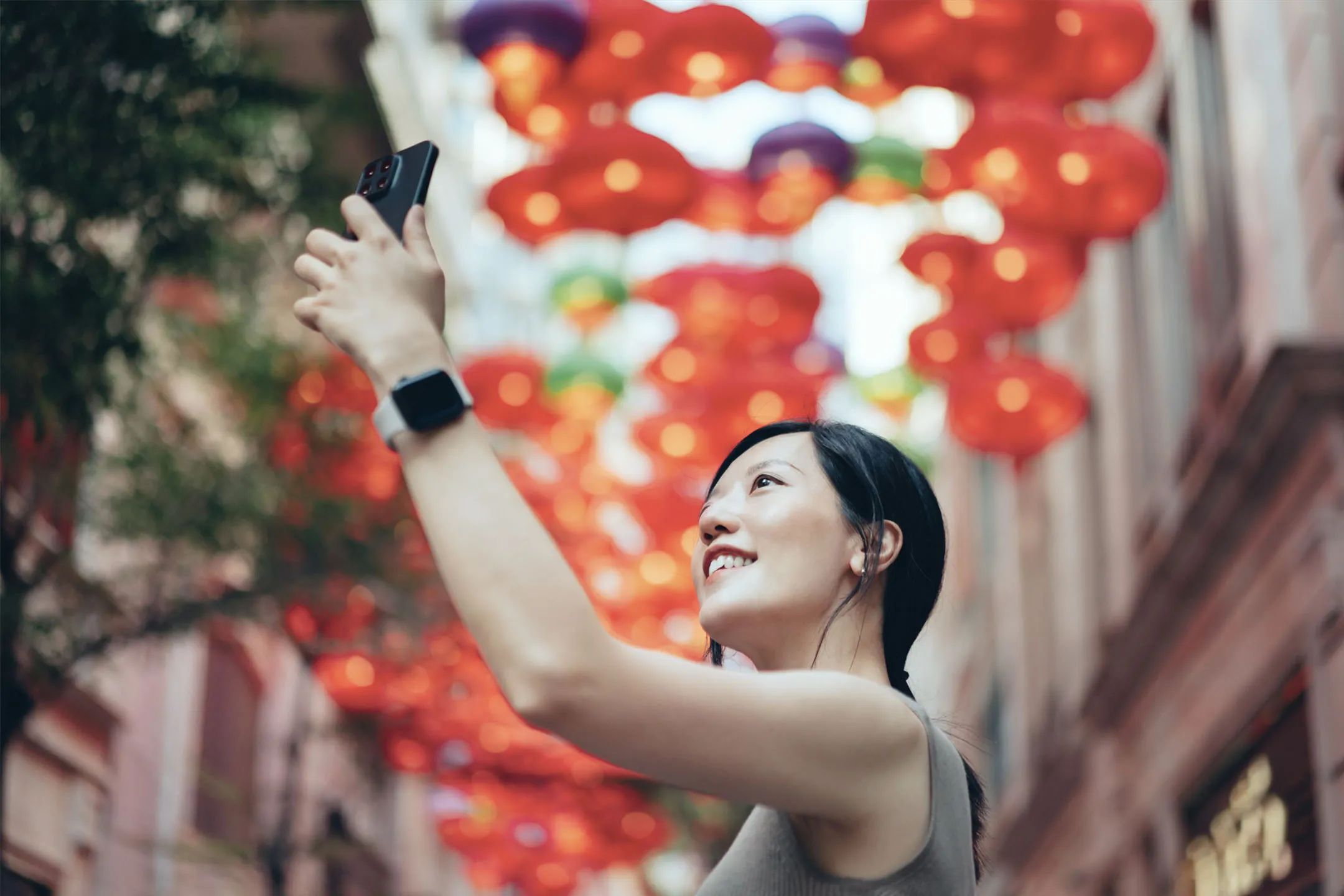 Unveiling the Top Camera Phones for Chinese New Year Photography