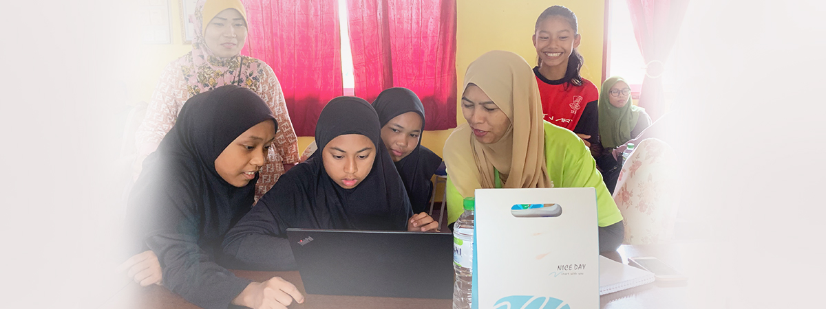 Maxis reaches out to more students with ‘eKelas @ School’